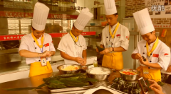 ��ҢУ������ڰ����ӻ������������⿣�