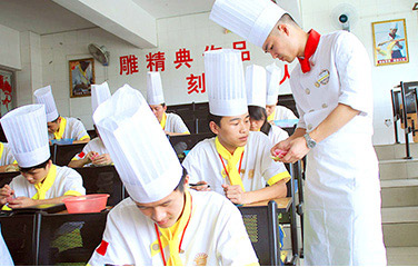 华南厨师学校学习环境九十
